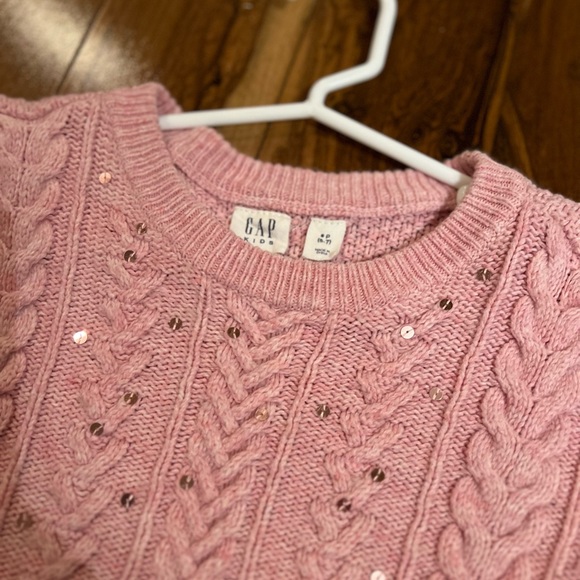 GAP. Size S (6-7 years, girls). Pink sequin tunic sweater. - Picture 3 of 5